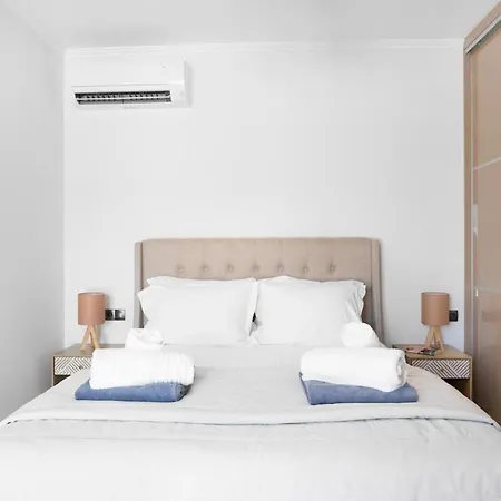 Chriselia - 3 Bedrooms With Sea Access * Vathi (Meganisi)